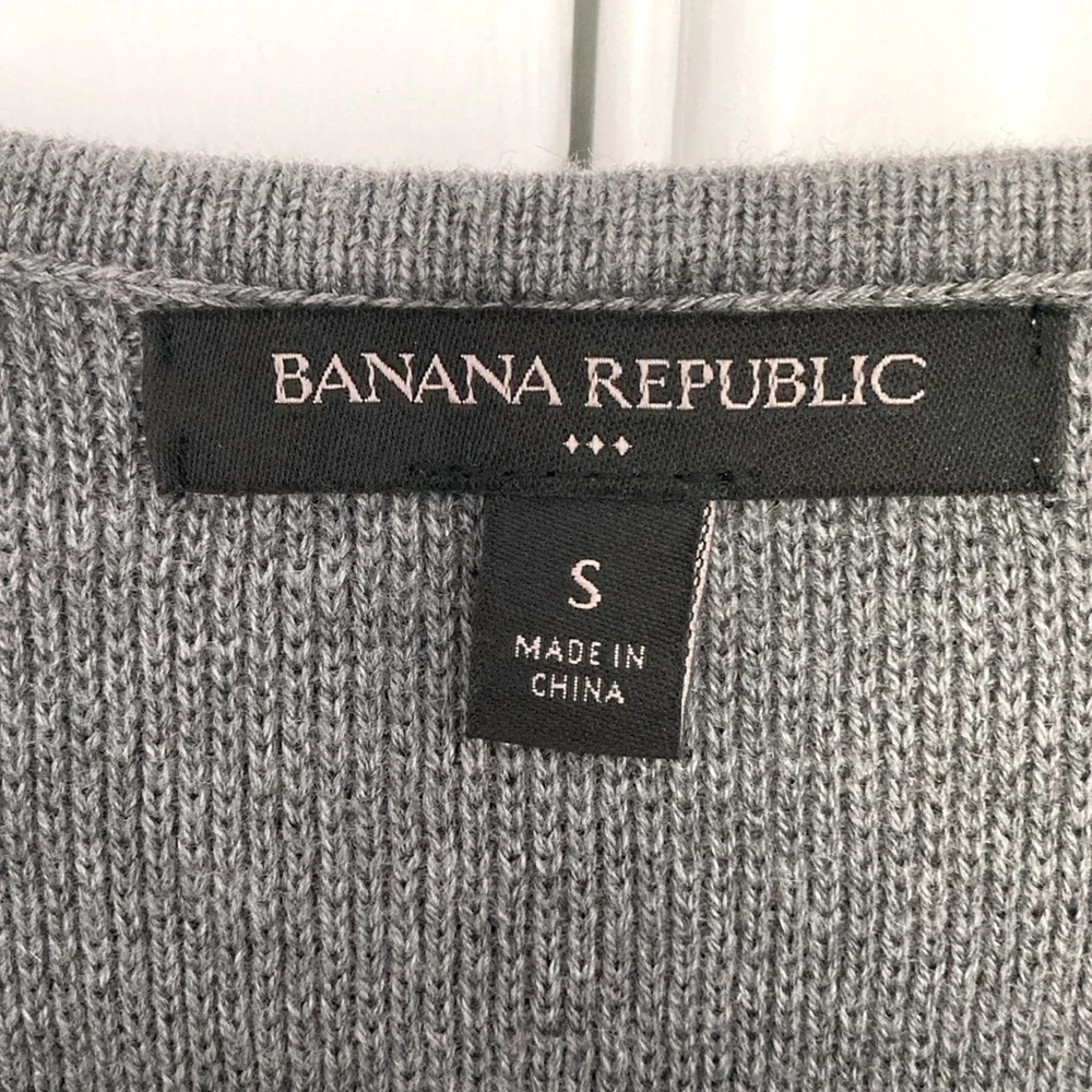 Banana Republic Cardigan - Picture 3 of 4